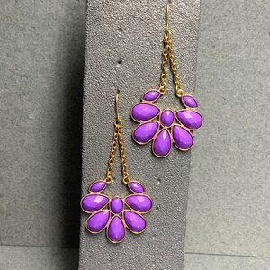 Exotic Dangle Pierced Earrings 2.5 In Faceted Purple Teardrop Gold Chain Retro